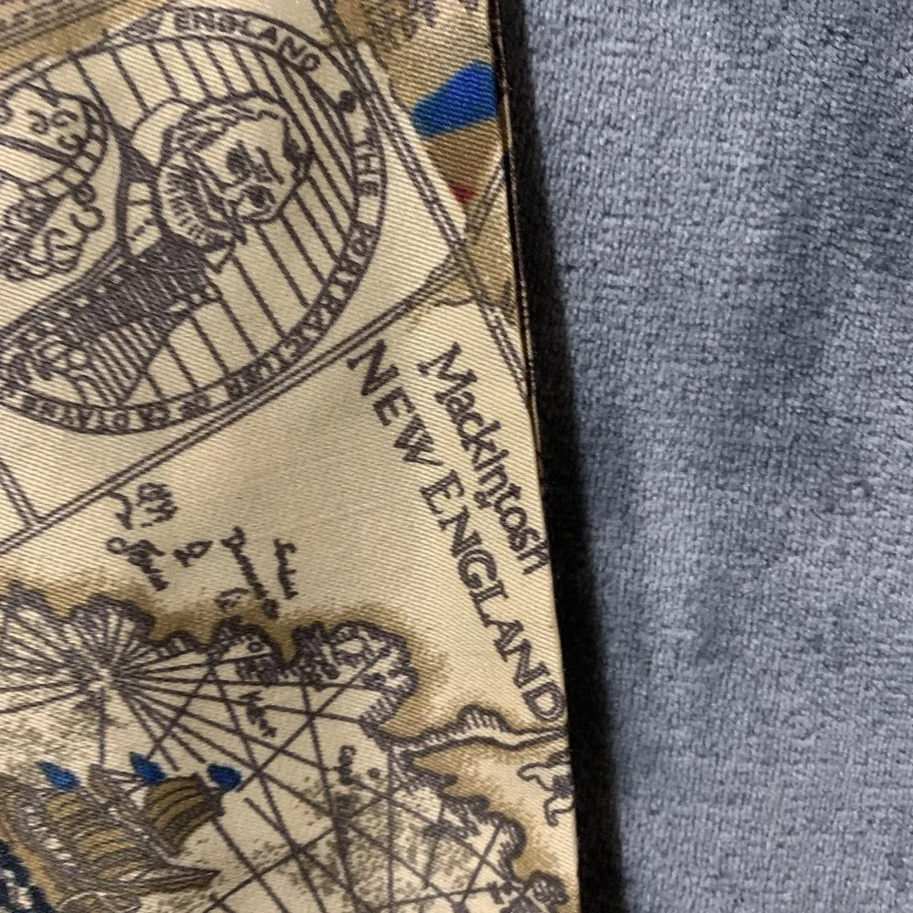 Vintage Mackintosh New England Map Nautical Souvenir Scarf Tie Massachusetts